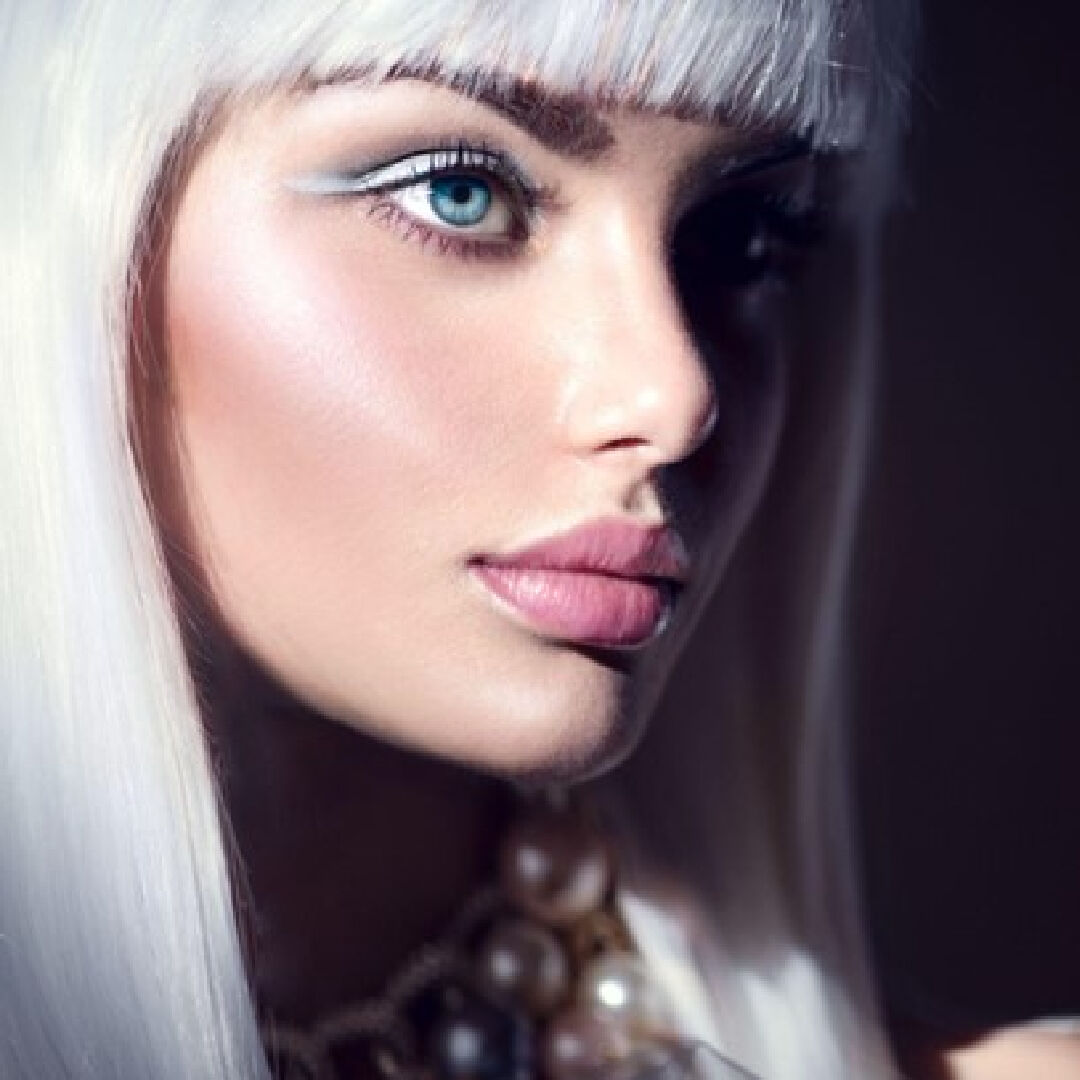 ¿CUAL ES LA MEJOR BASE DE MAQUILLAJE PARA TI?