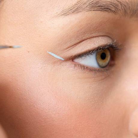 maquillar labios finos