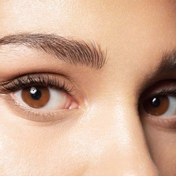 ¿COMO AGRANDAR LOS LABIOS CON MAQUILLAJE?
