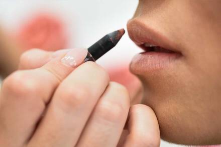 lip contouring