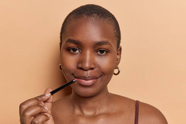 como perfilar los labios