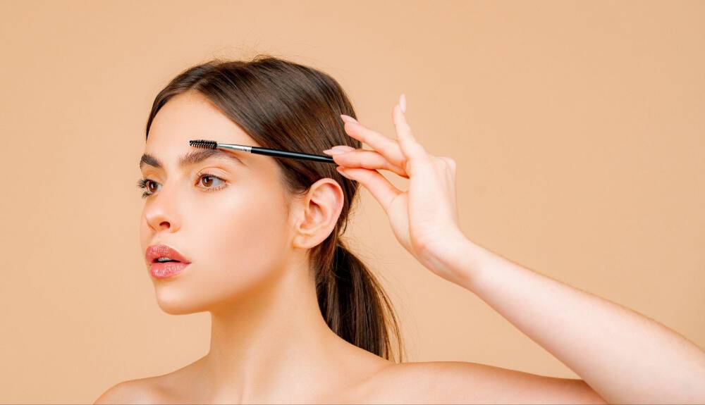 como pintarse las cejas con lapiz