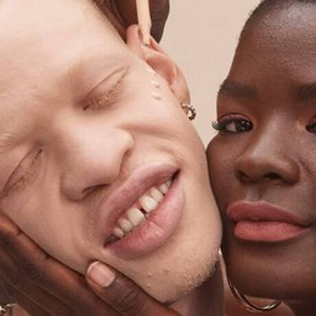 ¿CUAL ES LA MEJOR BASE DE MAQUILLAJE PARA TI?