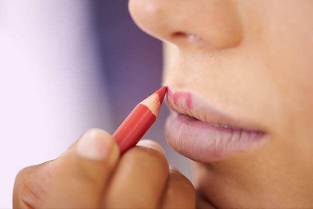 perfilar labios