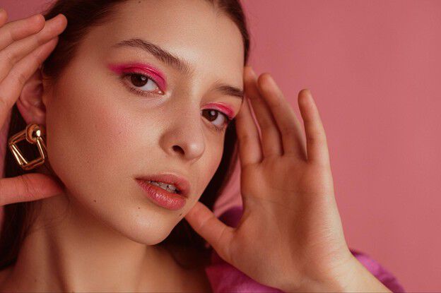 maquillaje strobing