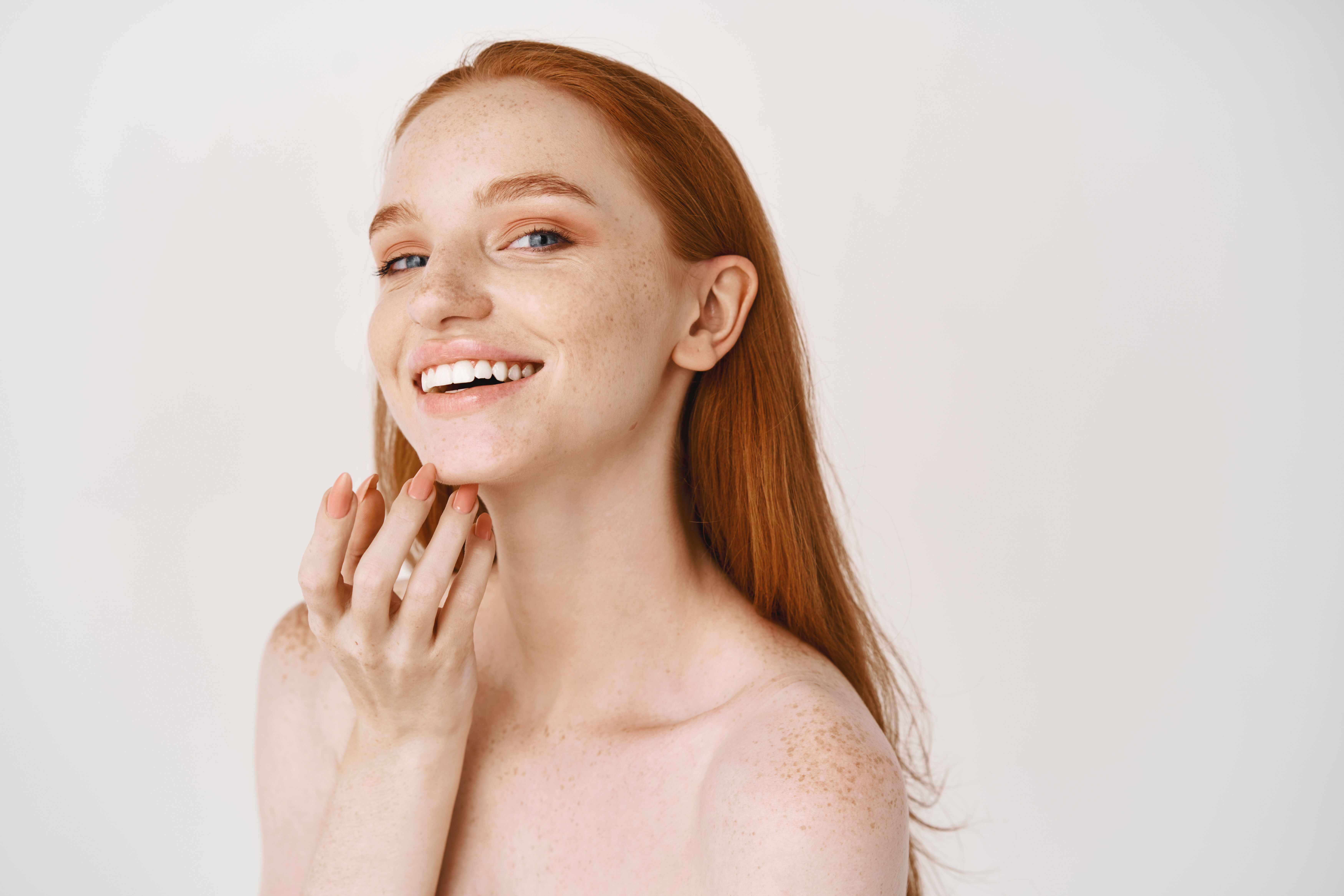 maquillar labios finos